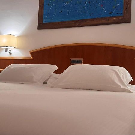 Sunshine Club Hotel Centro Benessere Рикади Екстериор снимка