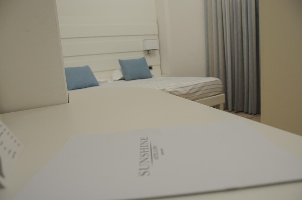Sunshine Club Hotel Centro Benessere Рикади Екстериор снимка