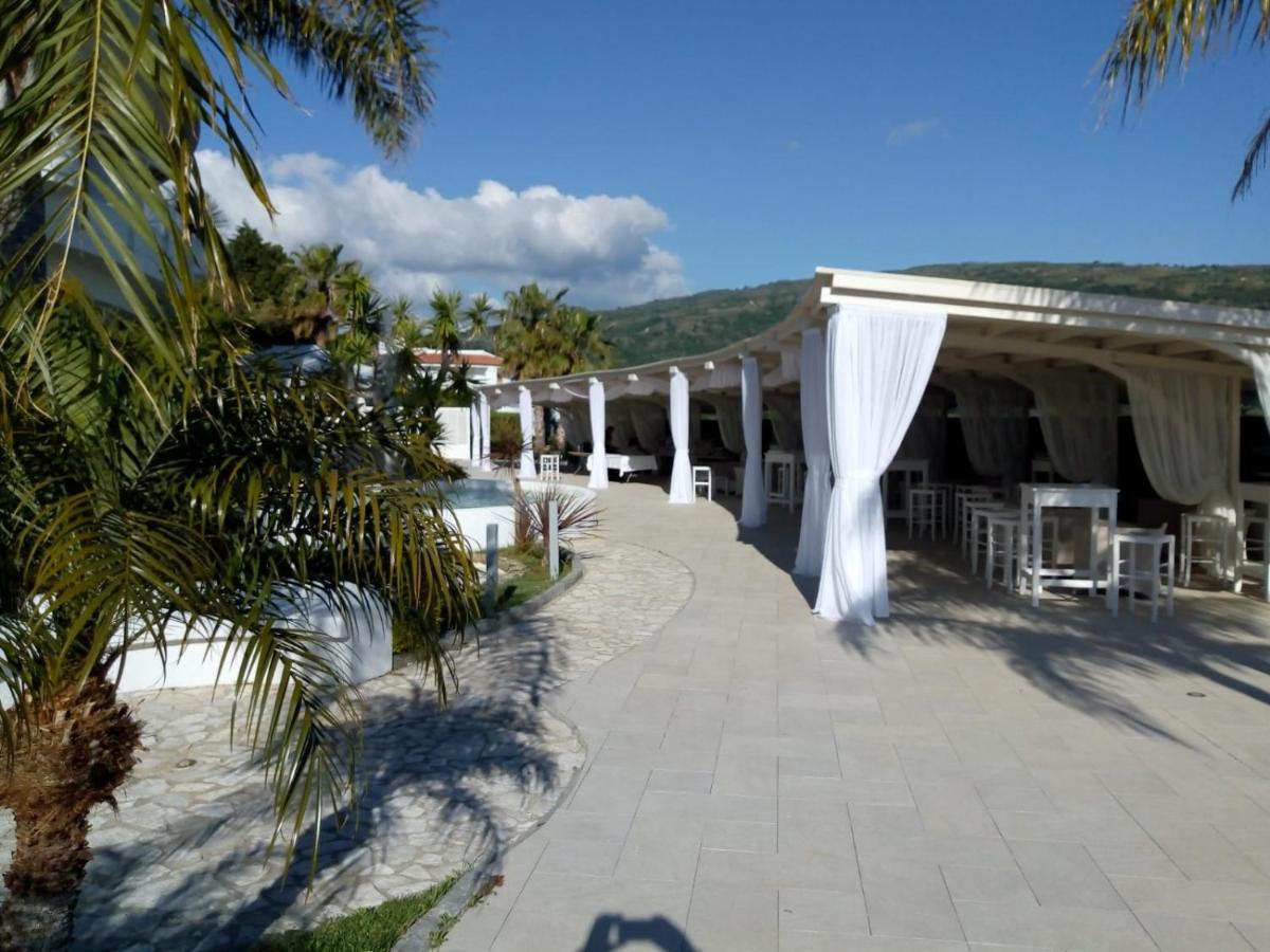 Sunshine Club Hotel Centro Benessere Рикади Екстериор снимка
