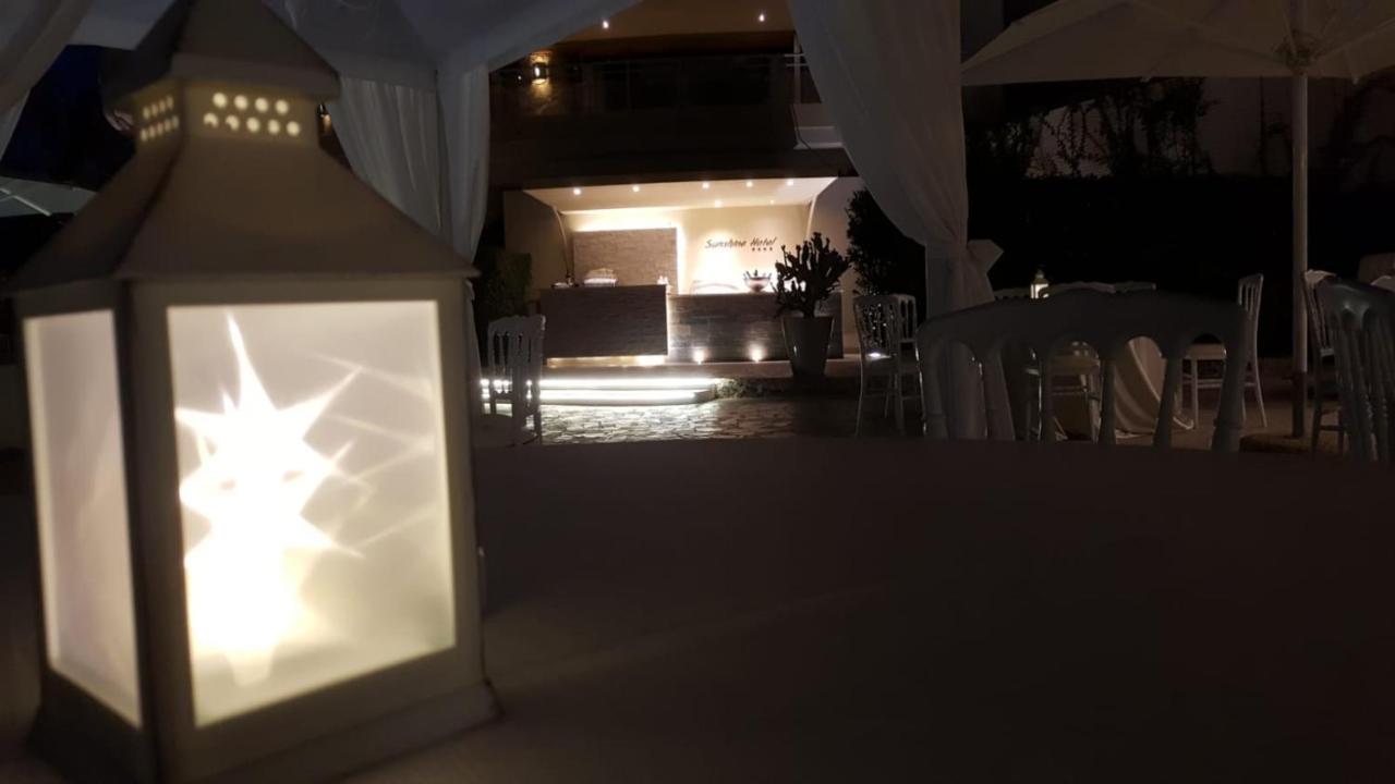 Sunshine Club Hotel Centro Benessere Рикади Екстериор снимка