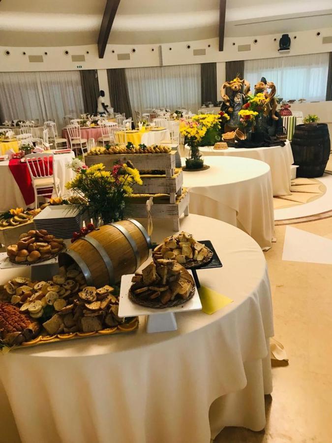 Sunshine Club Hotel Centro Benessere Рикади Екстериор снимка